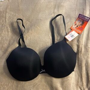 Warners Push Up Bra NWT